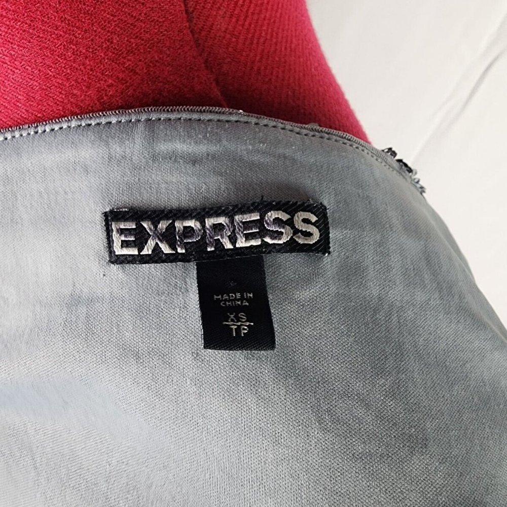 EXPRESS Silver & Grey Sequined Mini Stretchy Bodycon Short Skirt w/ Liner - XS - Picture 5 of 7